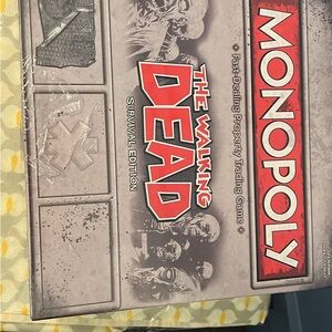 The Walking Dead Survival Edition - Red and Gray